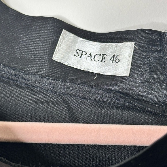 Space 46 Elegant Black Tulle Skirt 14’ - Picture 3 of 5